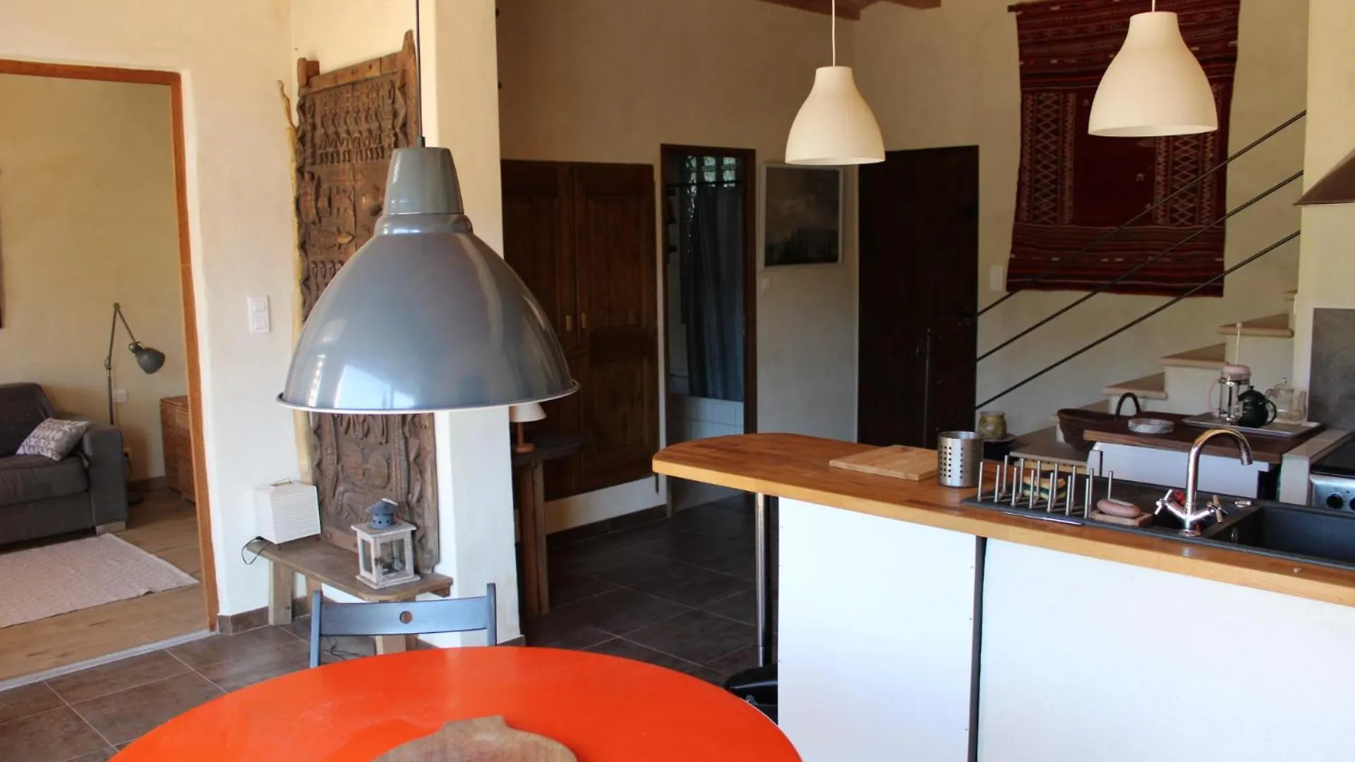 Entrechaux La Maison Basse
